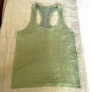 Swiftly tech tank Race Length hethered green size 4